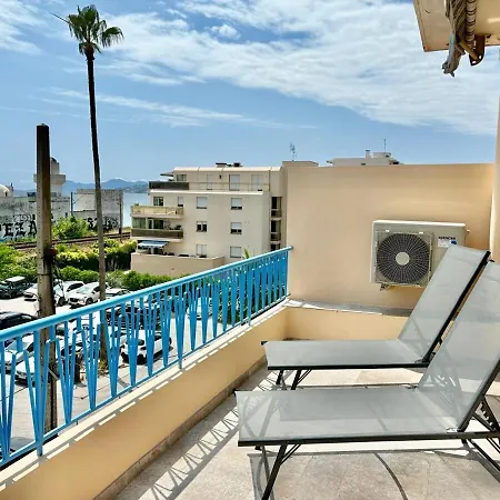 L'etoile Yourhosthelper